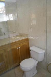Casa en venta en Santa Barbara Central, Bogotá · foto 13 de 20