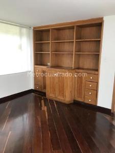 Casa en venta en Santa Barbara Central, Bogotá · foto 2 de 20