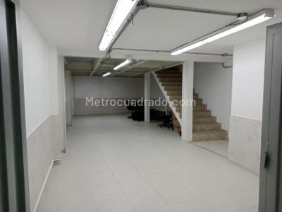 Casa en venta en El Chico Lago Gaitan, Bogotá · foto 8 de 19