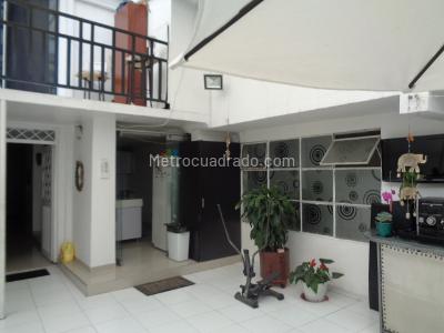 Casa de 5 alcobas en venta en Nicolas De Federman, Bogotá, 242 m² · foto 19 de 20