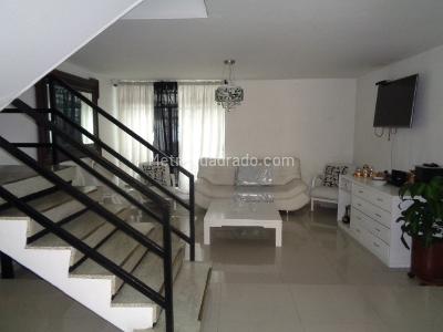 Casa de 5 alcobas en venta en Nicolas De Federman, Bogotá, 242 m² · foto 3 de 20