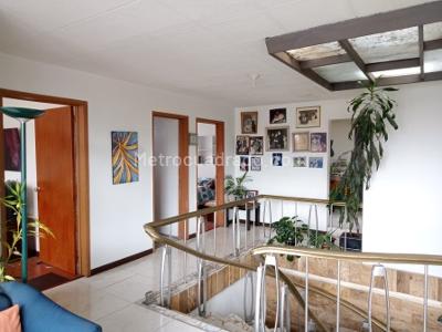 Casa de 5 alcobas en venta en Belalcazar Norte, Bogotá, 505 m² · foto 18 de 20