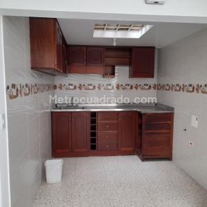 Casa de 5 alcobas en venta en Simon Bolivar, Bogotá, 480 m² · foto 11 de 20