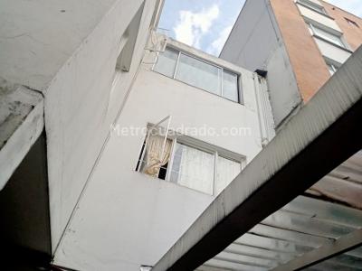 Casa de 5 alcobas en venta en Simon Bolivar, Bogotá, 480 m² · foto 12 de 20