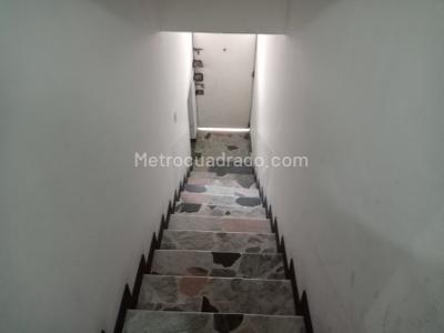 Casa de 5 alcobas en venta en Simon Bolivar, Bogotá, 480 m² · foto 6 de 20