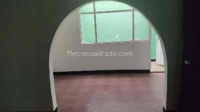 Casa de 5 alcobas en venta en San Carlos Sur, Bogotá, 364 m² · foto 12 de 20
