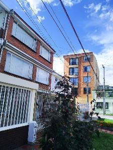 Casa de 5 alcobas en venta en Jose Joaquin Vargas, Bogotá, 385 m² · foto 12 de 20