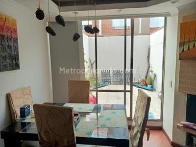 Casa de 3 alcobas en venta en Cantalejo, Bogotá, 118 m² · foto 4 de 20