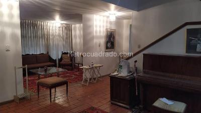 Casa de 5 alcobas en venta en El Batan, Bogotá, 358 m² · foto 6 de 20