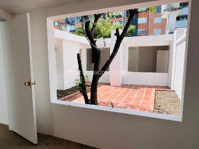 Casa de 4 alcobas en venta en El Batán, Bogotá, 250 m² · foto 19 de 20