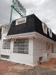 Casa de 5 alcobas en venta en San Patricio, Bogotá, 300 m² · foto 3 de 20