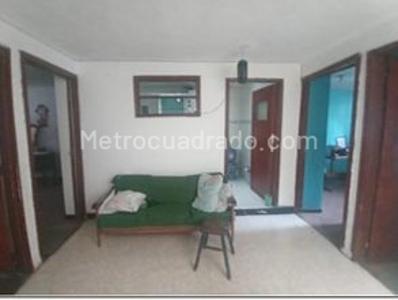 Casa de 5 alcobas en venta en Provivienda Occidental, Bogotá, 250 m² · foto 8 de 20