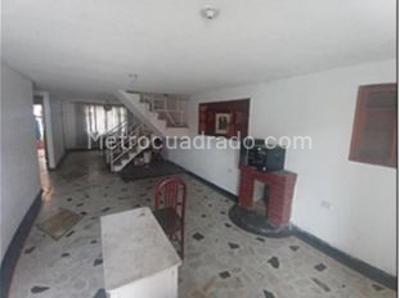 Casa de 5 alcobas en venta en Provivienda Occidental, Bogotá, 250 m² · foto 9 de 20