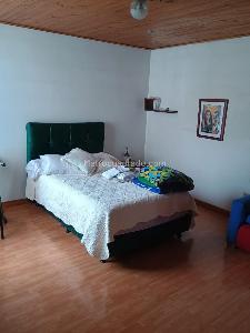 Casa de 5 alcobas en venta en Centro Soacha, Soacha, 280 m² · foto 8 de 20