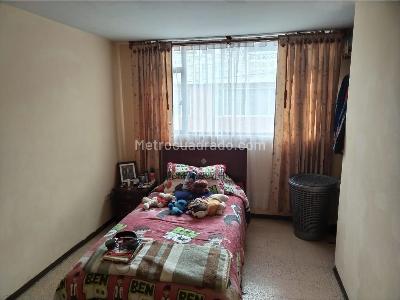 Casa de 5 alcobas en venta en Camilo Torres, Soacha, 274 m² · foto 14 de 20