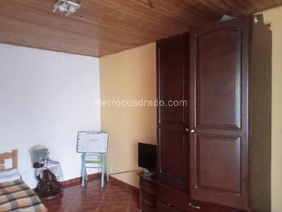 Casa de 5 alcobas en venta en Isla Del Sol, Bogotá, 196 m² · foto 7 de 20
