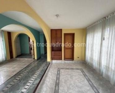 Casa de 5 alcobas en venta en Capellania, Cajicá, 211 m² · foto 14 de 20