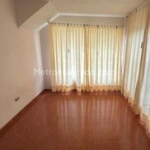 Casa de 5 alcobas en venta en Capellania, Cajicá, 211 m² · foto 15 de 20