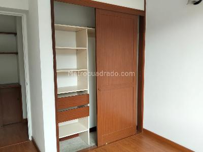 Apartamento en venta en El Redil, Bogotá · foto 4 de 19
