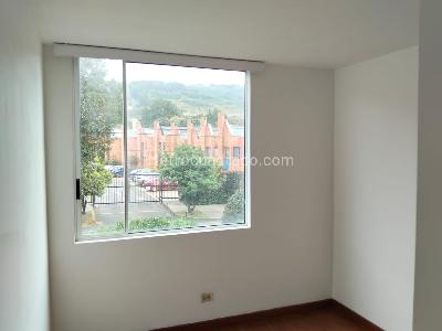 Apartamento en venta en El Redil, Bogotá · foto 9 de 19