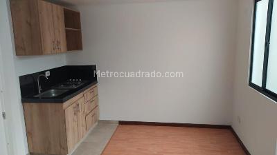 Casa de 5 alcobas en venta en Baquero, Bogotá, 392 m² · foto 16 de 20