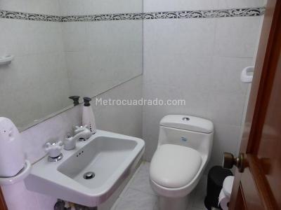 Apartamento en venta en Santa Barbara Occidental, Bogotá · foto 6 de 20