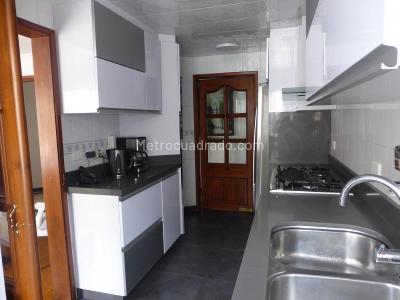 Apartamento de 3 alcobas en venta en Santa Paula, Bogotá, 188 m² · foto 13 de 20