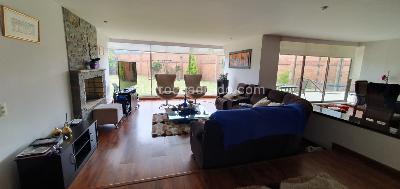 Casa de 4 alcobas en venta en San Jose De Bavaria, Bogotá, 550 m² · foto 3 de 20