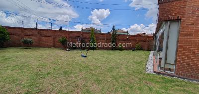 Casa de 4 alcobas en venta en San Jose De Bavaria, Bogotá, 550 m² · foto 9 de 20