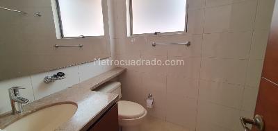 Casa de 4 alcobas en venta en San Jose De Bavaria, Bogotá, 550 m² · foto 16 de 20
