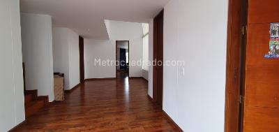Casa de 4 alcobas en venta en San Jose De Bavaria, Bogotá, 550 m² · foto 17 de 20