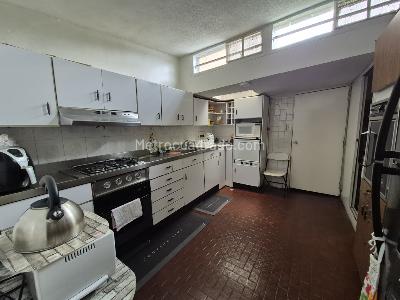 Casa de 4 alcobas en venta en El Batán, Bogotá, 289 m² · foto 7 de 20