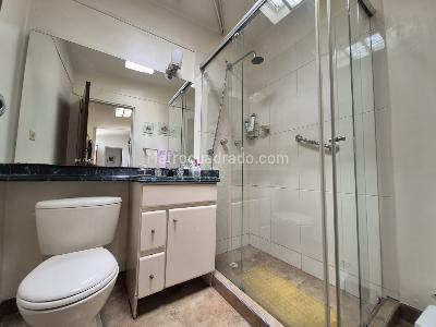 Casa de 4 alcobas en venta en El Batán, Bogotá, 289 m² · foto 17 de 20