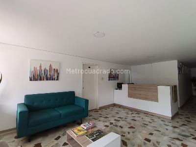 Apartamento de 2 alcobas en venta en Chico Reservado, Bogotá, 89 m² · foto 3 de 20