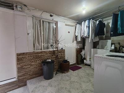 Casa de 5 alcobas en venta en El Recuerdo, Bogotá, 167 m² · foto 7 de 13