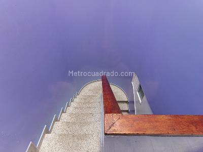 Casa de 5 alcobas en venta en El Recuerdo, Bogotá, 167 m² · foto 11 de 13