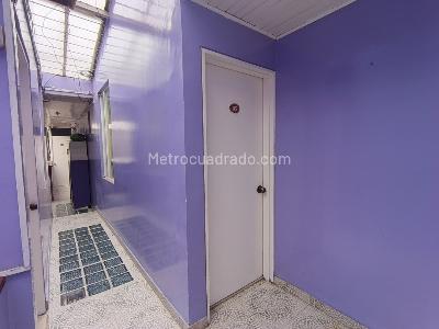 Casa de 5 alcobas en venta en El Recuerdo, Bogotá, 167 m² · foto 13 de 13