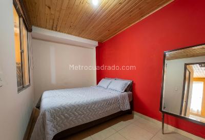Casa de 5 alcobas en venta en Verbenal, Bogotá, 384 m² · foto 3 de 18