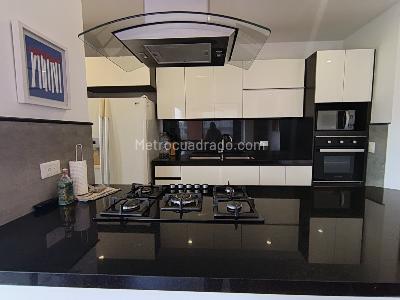 Apartamento de 3 alcobas en venta en San Patricio, Bogotá, 130 m² · foto 13 de 20