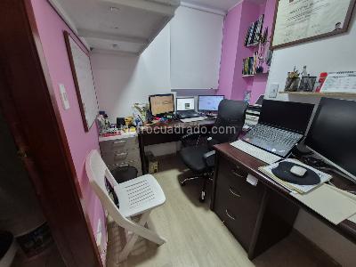 Apartamento de 3 alcobas en venta en Santa Barbara, Bogotá, 100 m² · foto 8 de 19