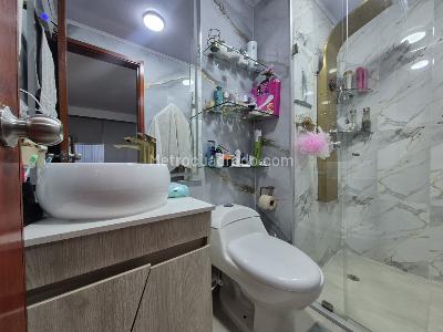 Apartamento de 3 alcobas en venta en Santa Barbara, Bogotá, 100 m² · foto 17 de 19