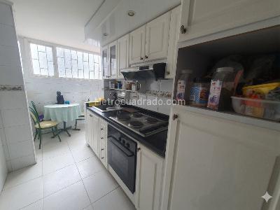 Apartamento en venta en Santa Barbara Central, Bogotá · foto 5 de 16
