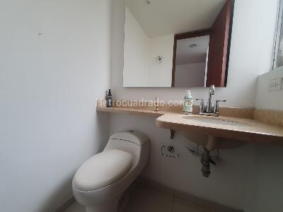 Apartamento de 2 alcobas en venta en Marly, Bogotá, 81 m² · foto 6 de 15