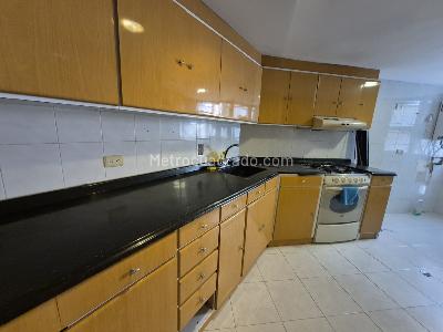 Apartamento en venta en Santa Barbara, Bogotá · foto 8 de 20