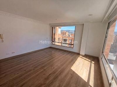 Apartamento de 3 alcobas en venta en Chico Norte, Bogotá, 286 m² · foto 12 de 20