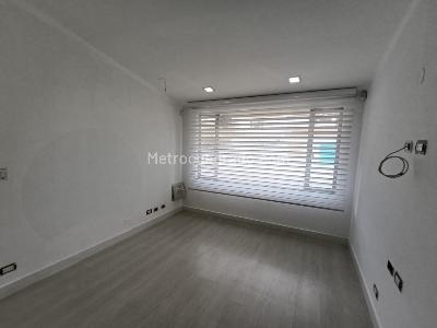 Casa de 4 alcobas en venta en Alhambra, Bogotá, 318 m² · foto 11 de 20