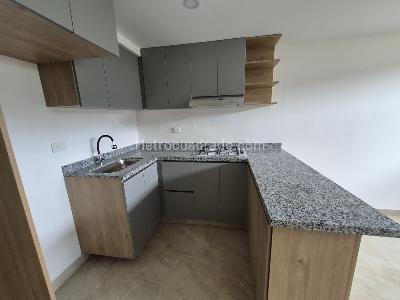 Apartamento de 2 alcobas en arriendo en La Salle, Bogotá, 35 m² · foto 3 de 16