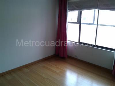 Apartamento en venta en Santa Barbara Central, Bogotá · foto 7 de 18