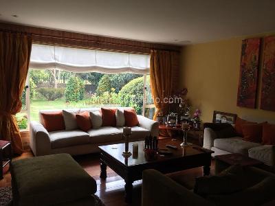 Casa de 4 alcobas en venta en Santana, Chía, 545 m² · foto 2 de 13
