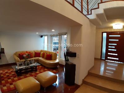 Casa de 3 alcobas en venta en Santa Ana Occidental, Bogotá, 180 m² · foto 3 de 17